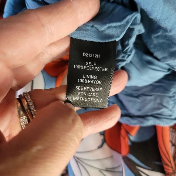 Aakaa abstract floral dress - Picture 3 of 8